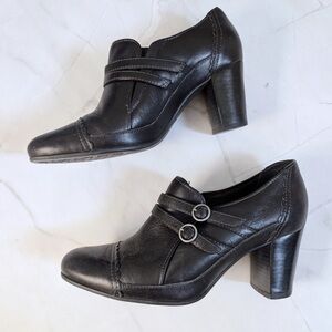 Clarks Black Heeled Shoes with Double Buckle Straps